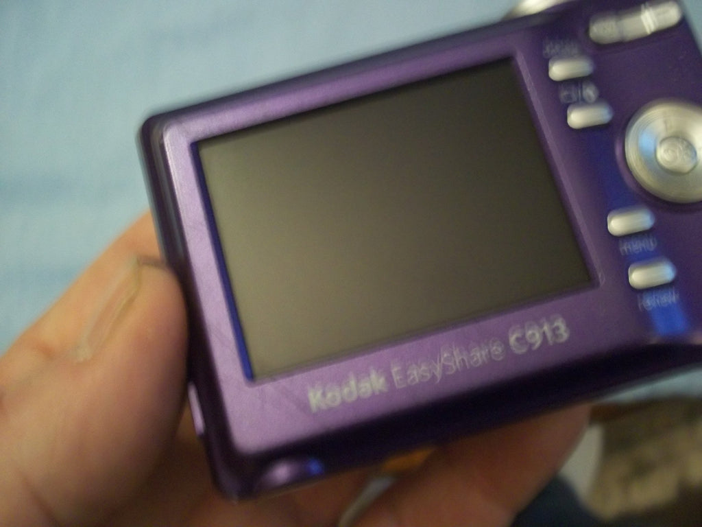 Kodak Easyshare C913 9.2 MP Digital Camera with 3xOptical Zoom